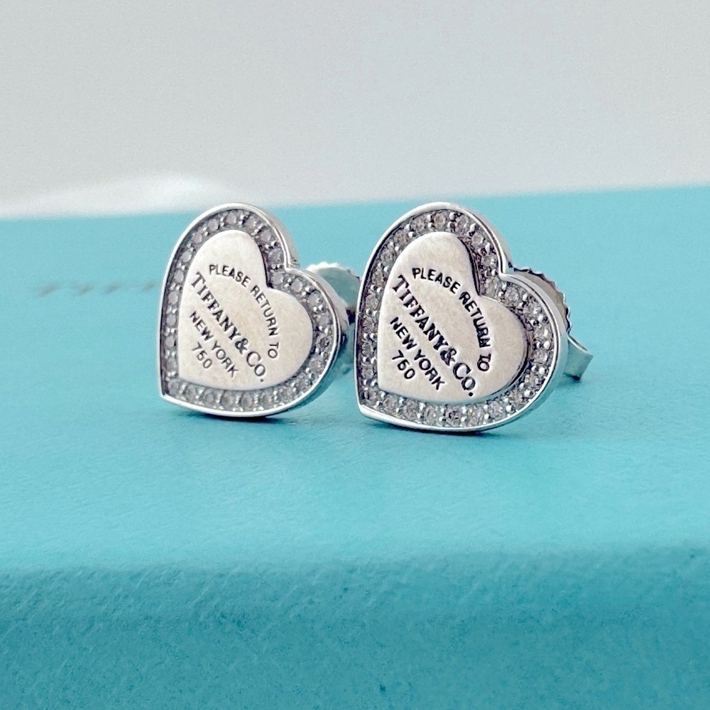 RARE Tiffany & Co. 18k White Gold Mini Return to Tiffany Diamond Earrings 🦄